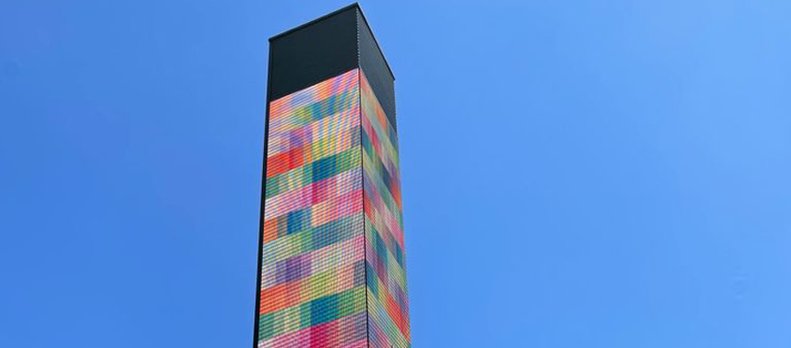 videomobile-installazione-led-dooh-steel-pool-cantieri-header